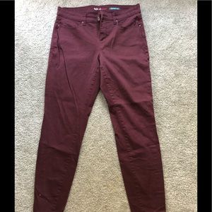 Skinny leg soft denim jean pants.